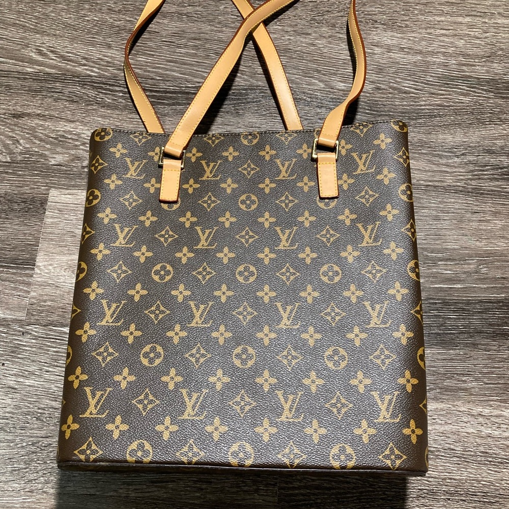Louis Vuitton Monogram Canvas Tote with Tan Trim and Gold Hardware - Picture 6 of 14